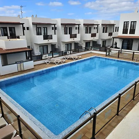 アパート Duplex Noray Vista A La Piscina *