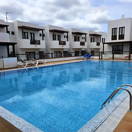 アパート Duplex Noray Vista A La Piscina